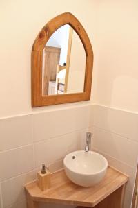 B&B / Chambres d'hotes Mas St. Joseph : Chambre Double de Luxe avec Salle de Bains Privative