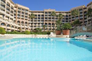 #Cannes Boccacabana Beach, Seafront, in Résid Pierre&Vacances Classé 3 Stars