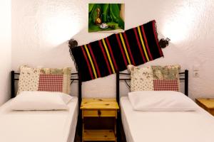 Spiros Rooms Skopelos Greece