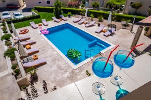 Merita Apartments with Pool