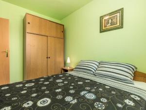 Coastal Bliss in Mandre