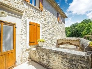 Maisons de vacances Charming Holiday Home In Montclus with Terrace : photos des chambres