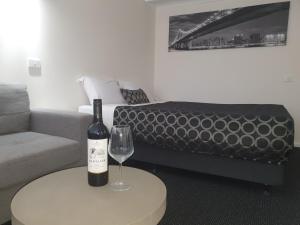 Charles Sturt Motor Inn