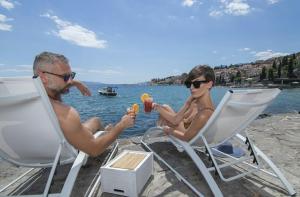 Seaside Apartment Volosko on the beach