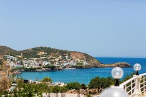 Promitheas Villa, with Pool & Heated Spa Whirlpool, By ThinkVilla