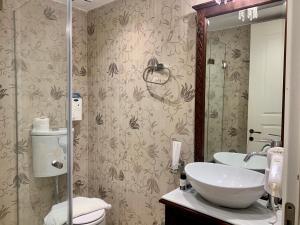 PortaDelMare deluxe suites Hydra Greece