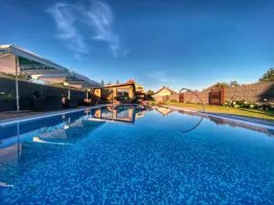 Madison Village - 小瓦尔道