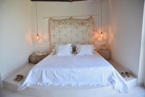 Elefthia Syros Exclusive Suite