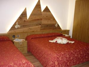 Triple Room with Balcony room in Hotel Ciampian