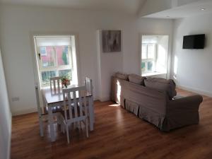 McGrath's Bar & Accommodation Causeway