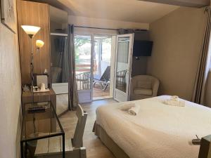 Hotels Le Mas Saint Donat : photos des chambres