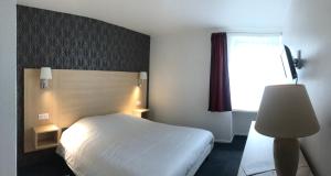 Hotels Cit Hotel LA PYRAMIDE : photos des chambres