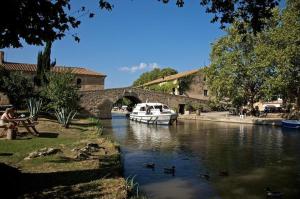 Appartements Gite Esprit Loft Proche de Narbonne : photos des chambres