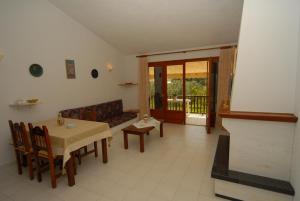 Villa Zaharo and Lilian Apartments Skiathos Greece