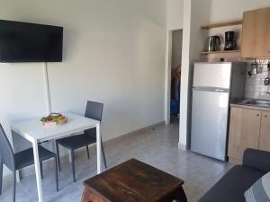 Διαμέρισμα 40 τ.μ. στη Μύρινα, κοντά στη θάλασσα