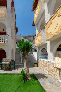 Bella Grecia Studios and Apartments By Hotelius