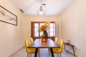 Divina Central Style by Valcambre