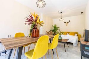 Divina Central Style by Valcambre