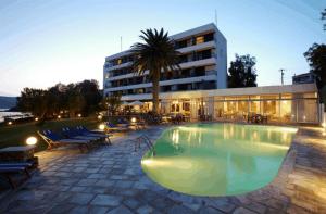 4 star apartement Apollon Suites Karistos Kreeka