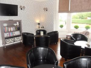 Powys Lodge