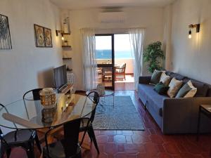 WOW OCEAN VIEW, 150mts to Beach & 10 min to Centre