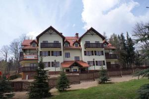 Apartament Poręba, dwupoziomowy, 8-osobowy