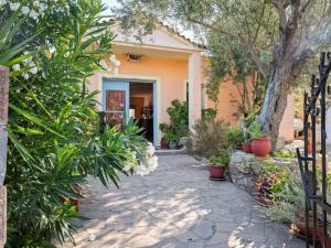 Serene Apartment in Lesvos Island with Swimming Pool Lesvos Greece