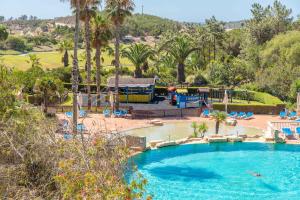 Luxe Villa Parque da Floresta Golf Resort