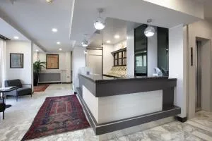 伊斯佩里亚酒店 - 博拉泰