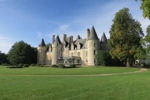 Hotels Hotel Chateau Golf des Sept Tours by Popinns : photos des chambres