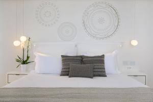 The Island Concept Luxury Boutique Hotel Heated Pool