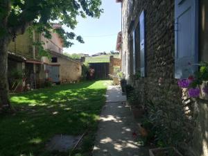 Maisons d'hotes STUDIO INDEPENDANT ET TINY HOUSE DANS FERME 18eme : photos des chambres