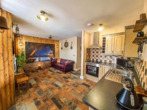 Deluxe Pirates Cove Themed Apartment