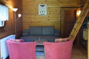 Gemütliches Blockhaus, Waldblick, Nähe BERSXF