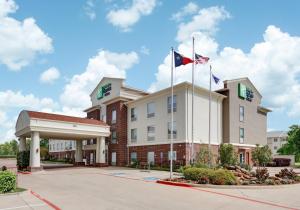 Holiday Inn Express Hotel & Suites Cleburne, an IHG Hotel