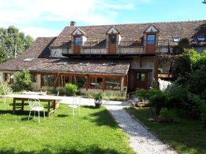 Maisons d'hotes La grange des Blins : photos des chambres