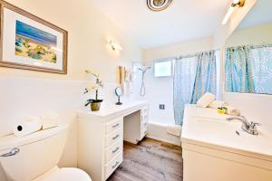 Holiday Home room in CB-244D Ocean Point Carlsbad 3 Units