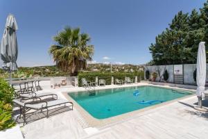 Athens Hills Villa