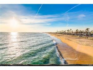 Apartment room in NB-3125B - Newport Pacific II
