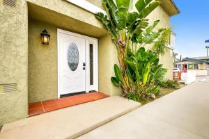 Apartment room in NB-1126A-Newport Beach Condo Delight