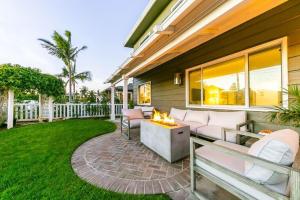 Apartment room in CB-395A - Carlsbad Village Haven - Unit A