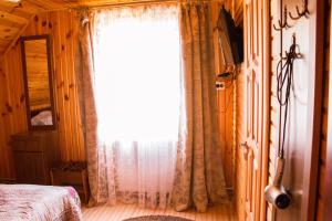 Шале " Компанійське"