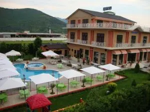 Hotel Colombo Elbasan - Librazhd