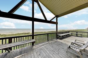 Three-Bedroom House room in Coastal Winds: Beachfront Beauty - Steps to Sand home