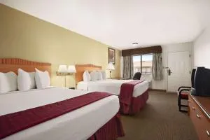 Sierra Inn - 谢拉维斯塔