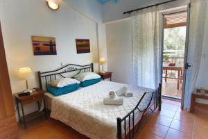 Poros Beach studios Lefkada Greece