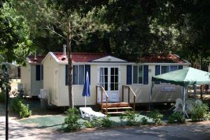 Two-Bedroom Mobile Home (5 Adults) room in Settebello Village