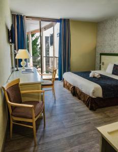 Superior Double or Twin Room with Terrace room in Au Grand Hôtel de Sarlat