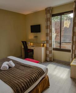 Hotels Au Grand Hotel de Sarlat - Pavillon de SELVES : photos des chambres