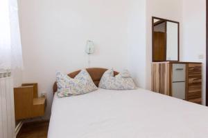 Apartment with Terace and sea view Marica